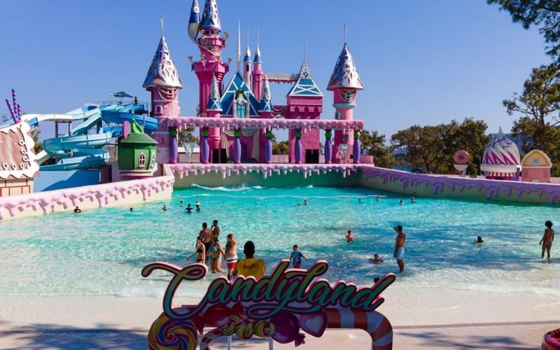 Candyland Theme Park Bodrum 1