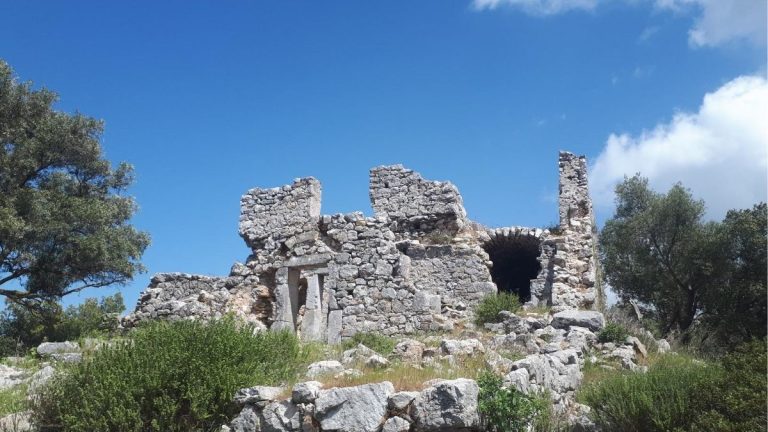 Torba Manastir